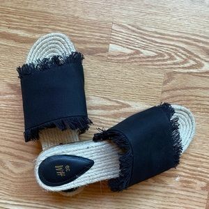 H&M black sandals